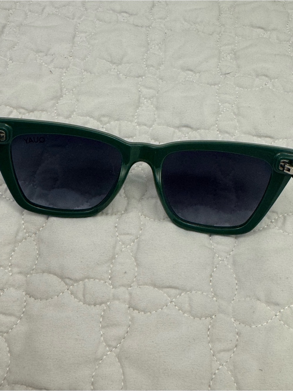 Quay Call the Shots Green Smoke Sunglasses - Picture 5 of 9